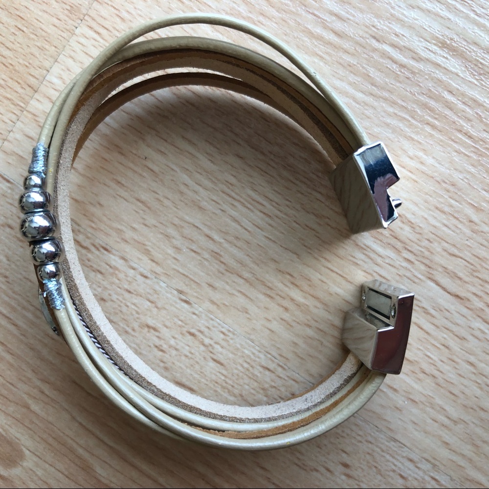 Bracelet - Picture 8 of 9